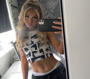 sexy blonde chav