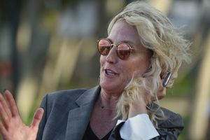 Somebody get a scoop.