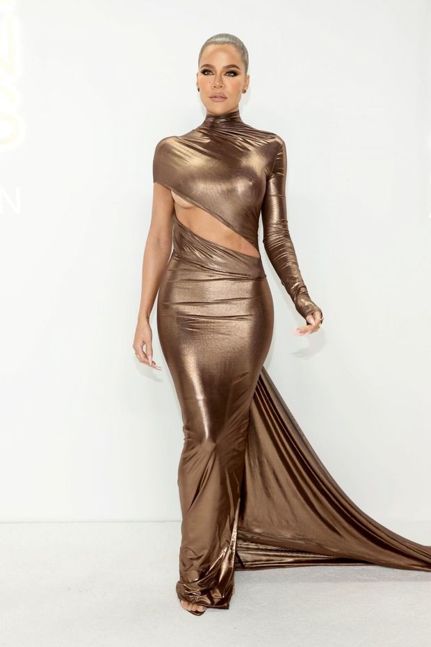 Sexy in gold all over.