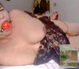 Mexican busty gagged slut mom enslaved Maricarmen Juárez Méndez obligated to play with electric dildos for her audience's excitement