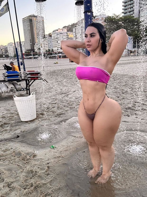 slim thicc