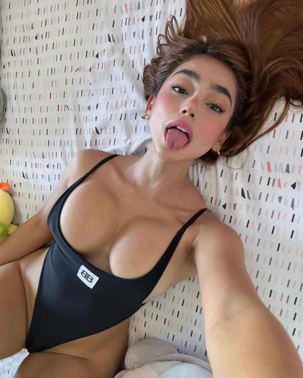 Boobs and mouth