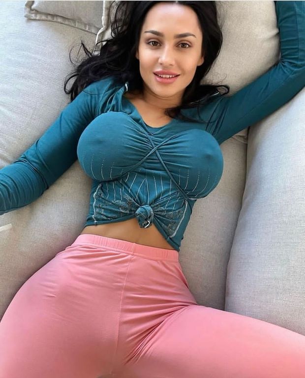 Non Nude